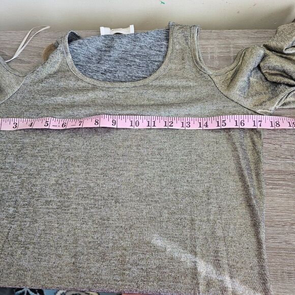 Michael Kors Women's Gold Metallic Off Shoulder Top Size S – Long Sleeve** - Picture 3 of 5